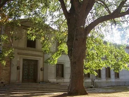 APOSTROPHE Chambres d'Hôtes, hotel v destinaci Montolieu