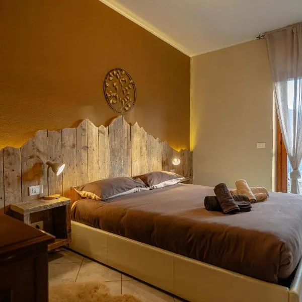 Typical apartment in Valtellina, hotel v destinaci Sondrio