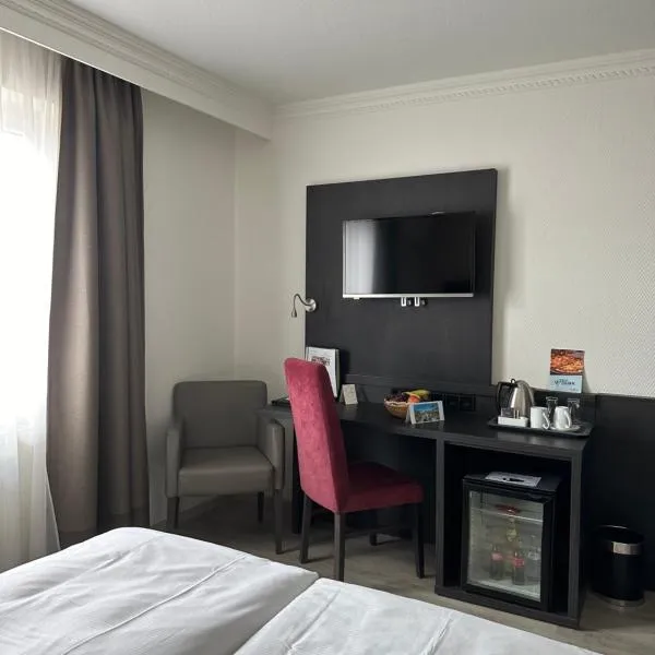 杜密兹尔奥斯特里斯酒店，位于瓦尔多夫的酒店