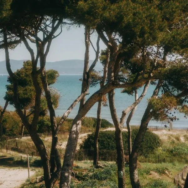 Le Domaine de la mer - Beach hotel Nature&Authenticité Hyères, ξενοδοχείο σε Ιέρ