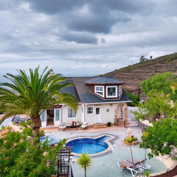 Villa Carlitos by Villas Vista Gomera，位于阿德耶的酒店