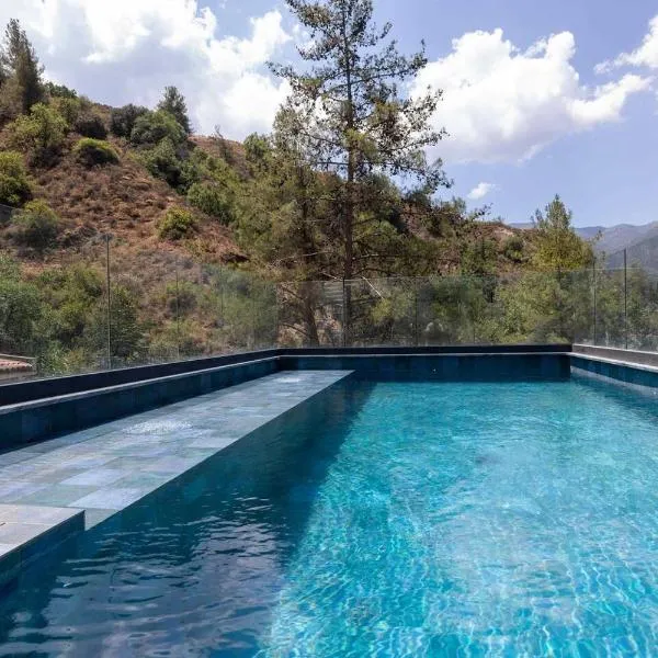 Kakopetria Luxury Villa w pool, hotel in Kakopetria