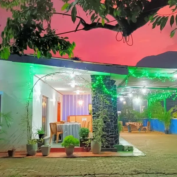 NK Hotel and Restaurant, hotel i Matale
