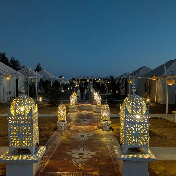 Merzouga Joy Camp, готель у місті Adrouine