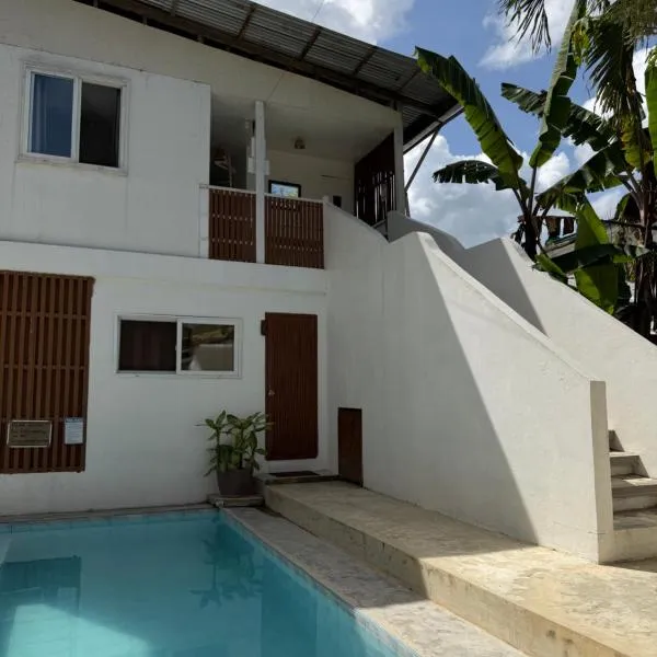 Tribal Xperience Guesthouse، فندق في سان فيسنتي