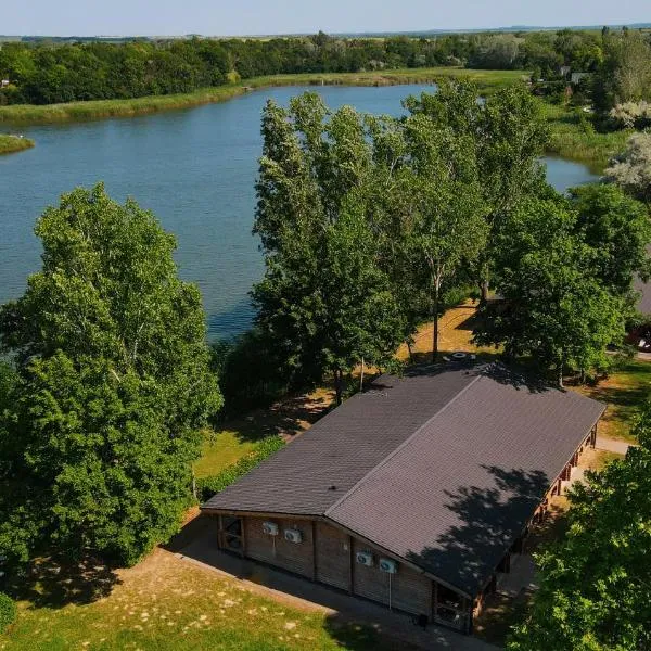 Siocamping Házak Homes, hotel in Siófok