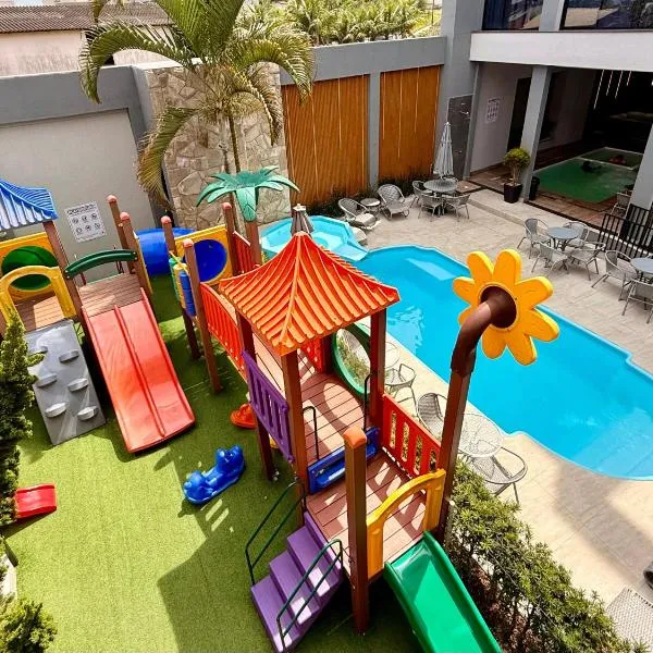 Pousada Duas Ilhas、ペーニャのホテル