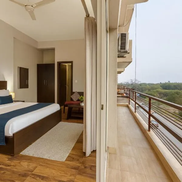 The Garnet Resort - Top Rated & Most Awarded Property in Vrindavan, hotel in Vrindāvan