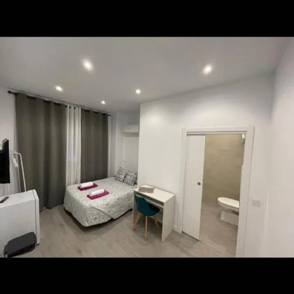 Estudios Nuevos Madrid Centro, hotel in Madrid