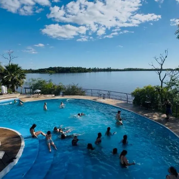 فندق هوراسيو كويروغا، فندق في Termas de Salto Grande