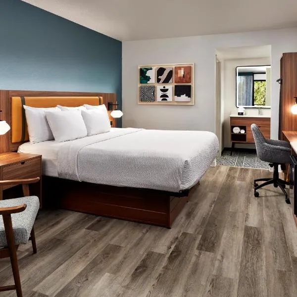 La Quinta by Wyndham Thousand Oaks-Newbury Park, отель в городе Таузанд-Окс