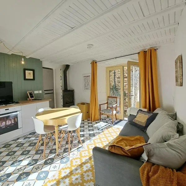 Écolieu La Bernarde - Gîte Graphique, hotel en Dompnac