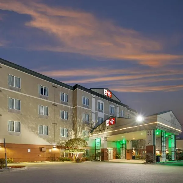 Best Western Plus Pembina Inn & Suites, hotel em Winnipeg