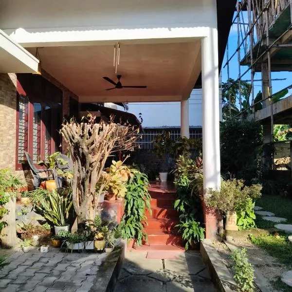 Gruham Homestay, hotel in Jorhāt