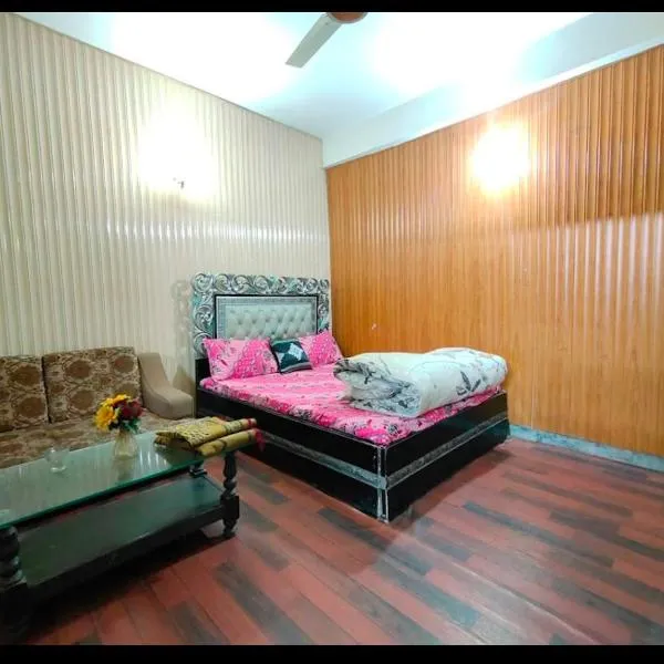 ALZAHIR HOTEL & Guesthouse, hotel en Islamabad