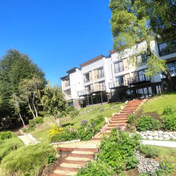 Costa de Lago - Cullelafquen, hotel v destinaci Villa Pehuenia