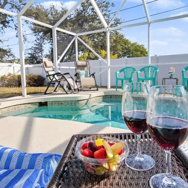 Heated Pool Villa Near Venice Beach Sleeps 6, hotel en Venice