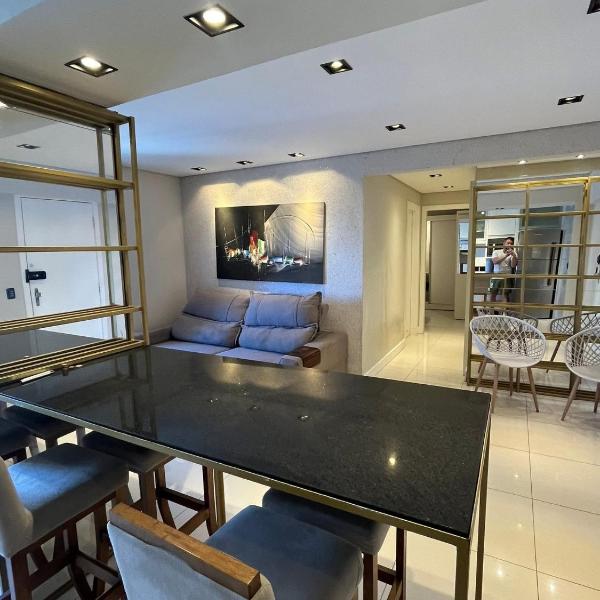 Apartamento quadra mar em Balneário Camboriú