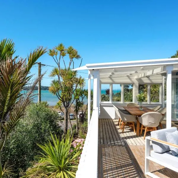 Bluebelle - Stay Waiheke, hotel v destinaci Oneroa