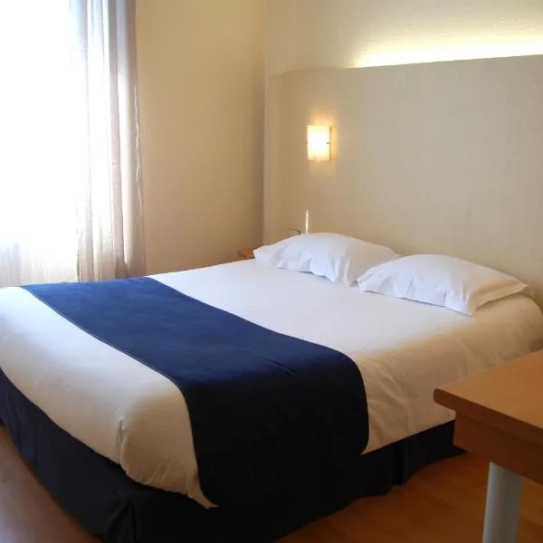 Le Bretagne - Hôtel – hotel w mieście Douarnenez