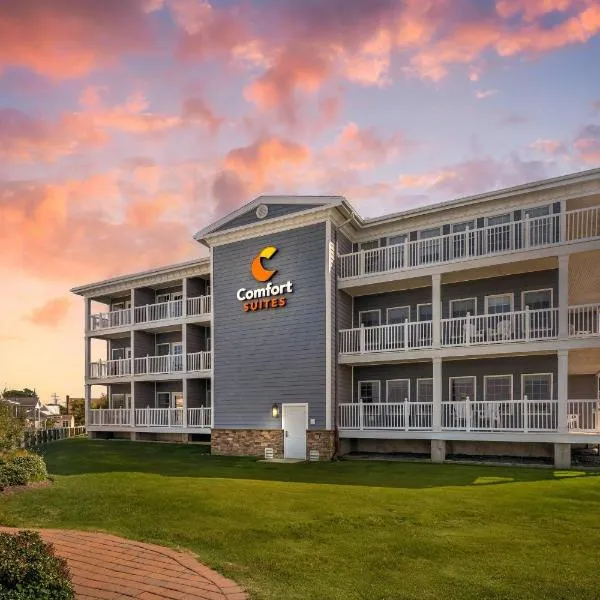 Comfort Suites Chincoteague Island Bayfront Resort โรงแรมในชินโคทีก