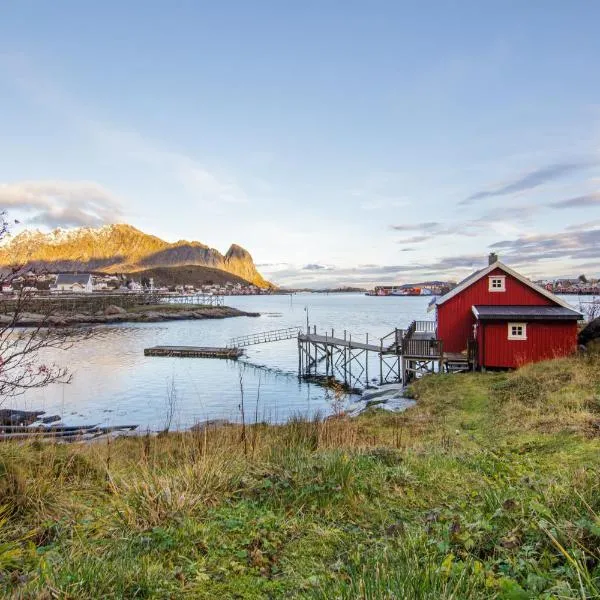 Magnusbua, traditional rorbu in Reine, Lofoten โรงแรมในโมสคิเนส