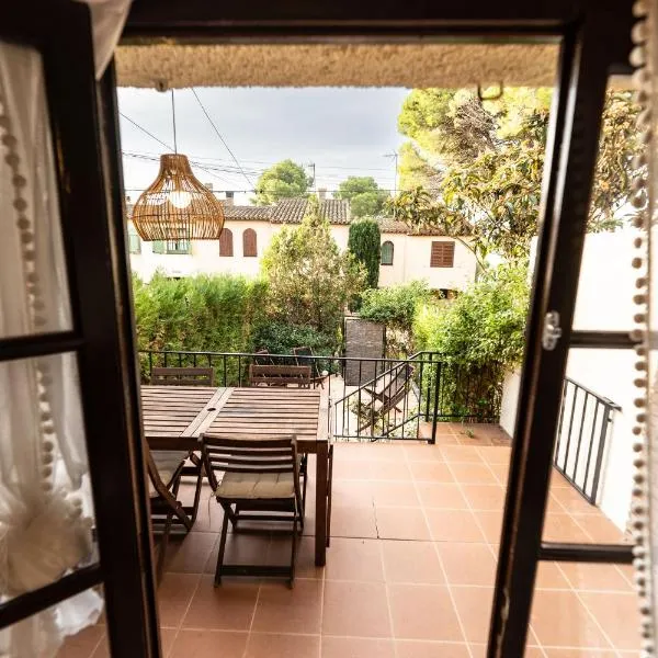 Romaní del Montgri، فندق في لو ايسترتيت