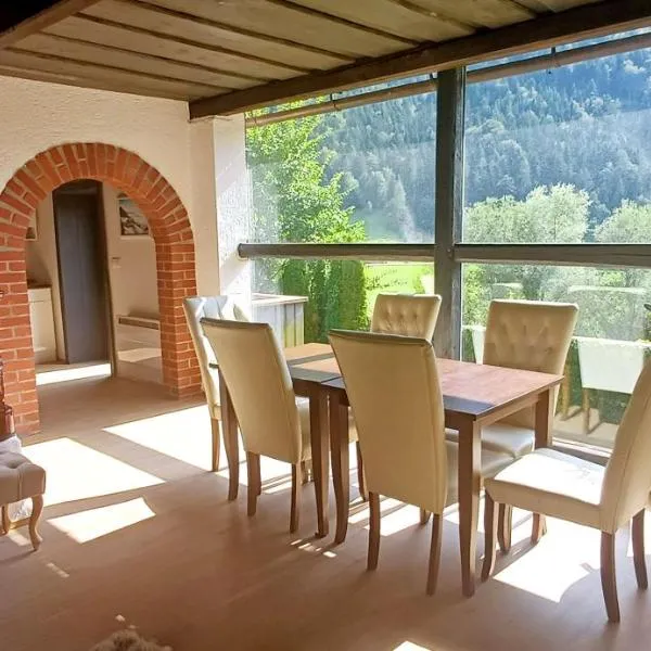 House Planinka in the heart of nature – hotel w mieście Ljubno