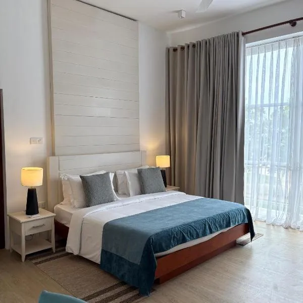 Villa Talay - 5 Bedroom Beachfront Villa, hotel v destinaci Talalla South