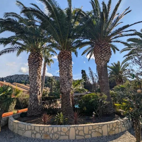 Gite la Capelle Roquefort des Corbières Sigean Narbonne Aude, hotel en Roquefort-des-Corbières