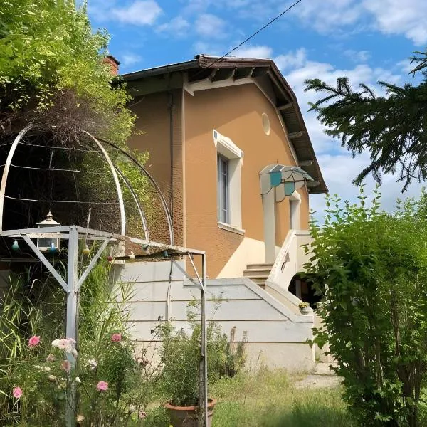 Sous Le Tilleul - 3 personnes, hotel v destinaci Valréas