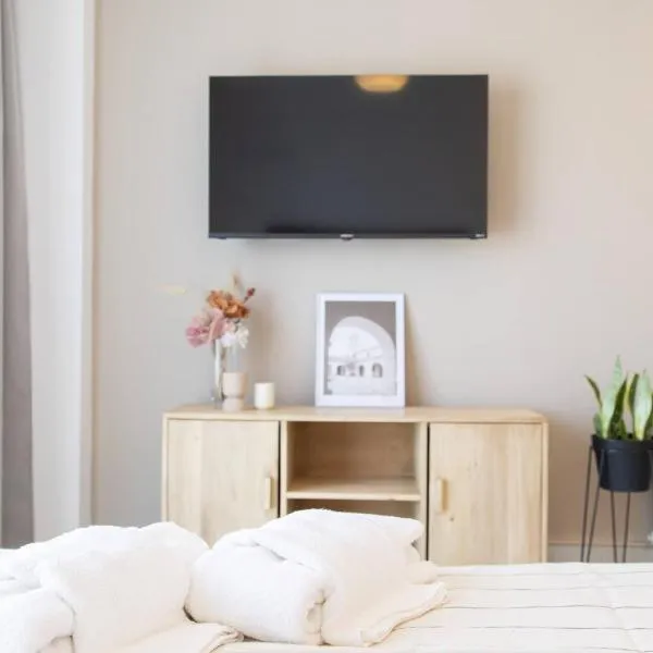 Depto con Pileta y SUM-Ideal Parejas, hotell i Salta