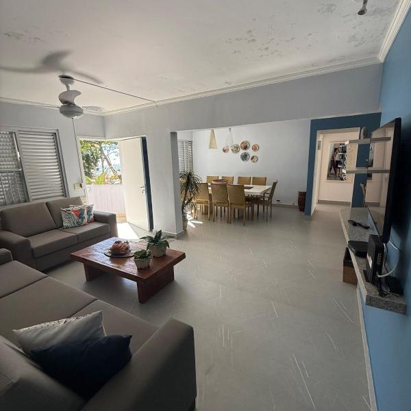 4-bedroom apartment 20 meters from Tombo Beach