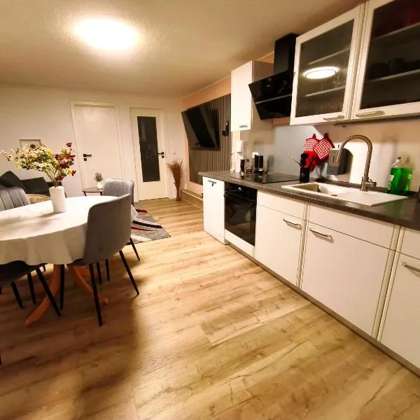 Komfortabler Bungalow Am Schlosswald mit privater Sauna&Terrasse - Wernigerode Harz, hotel din Wernigerode