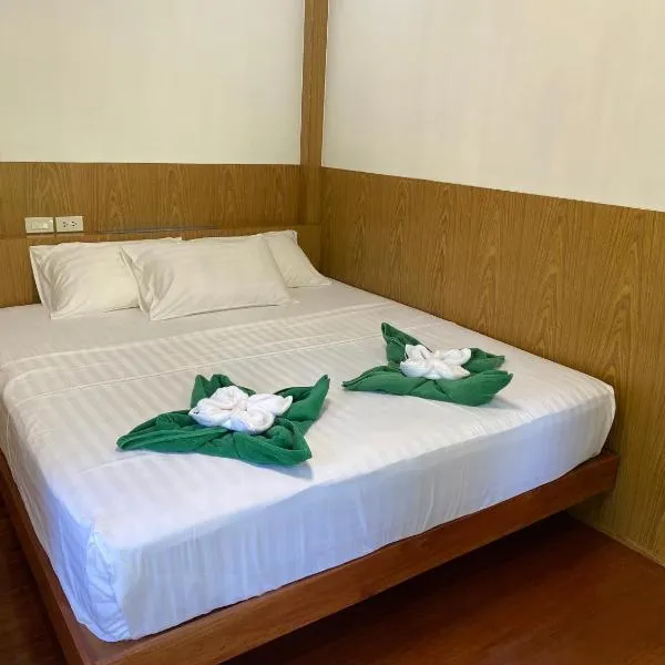 Mook Happy Bungalow, отель на Ко-Муке