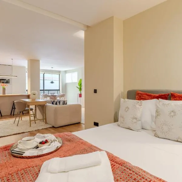 Modern Studio Open Plan Elegance by HostWise, hotel a Matosinhos