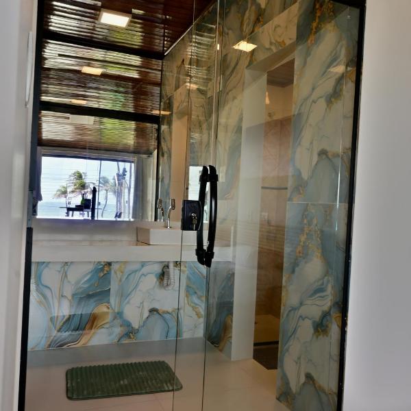 Casa Completa Beira-Mar - 4 Quartos e Excelente Localização - Foto 3