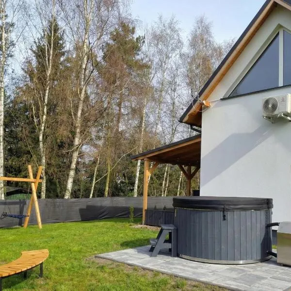 Świtówka - Domek z balią ogrodową, ξενοδοχείο σε Znin