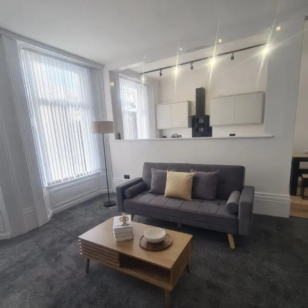 Modern one bed close to city, hotel in Sunderland
