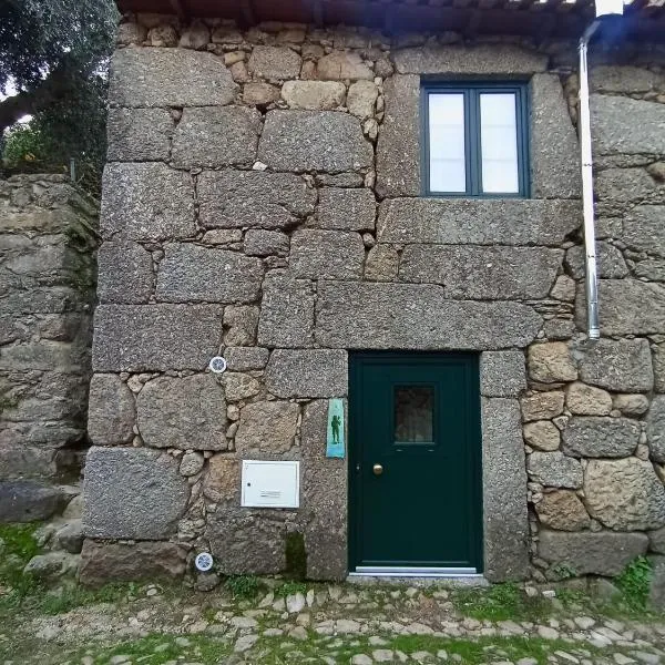 Casa de Aldeia Vale do Mondego, hotel v destinaci Guarda