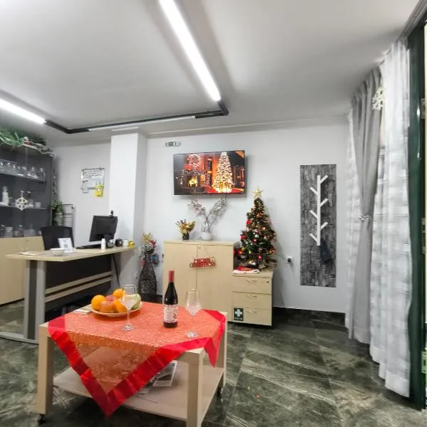 Emerald Design Near Syntagma New Year Fireworks, hotel v Aténách