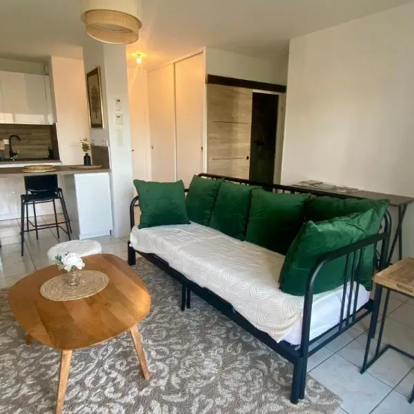 Porte de Saint Émilion, hotel en Coutras