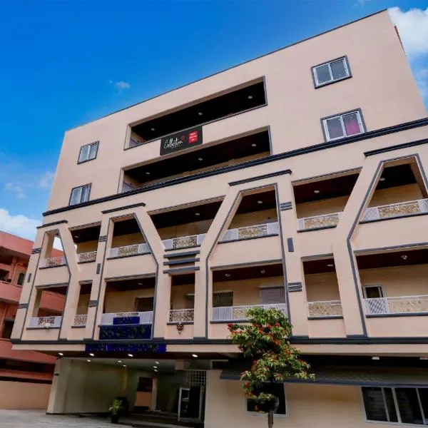 Hotel O Ss ome inn ultra luxury rooms, hotel u gradu Ameerpet