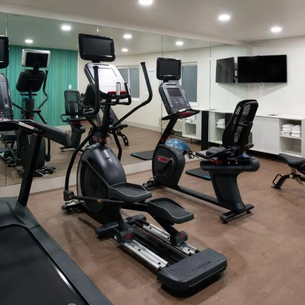 Holiday Inn Express - Santa Rosa North by IHG، فندق في سانتا روزا