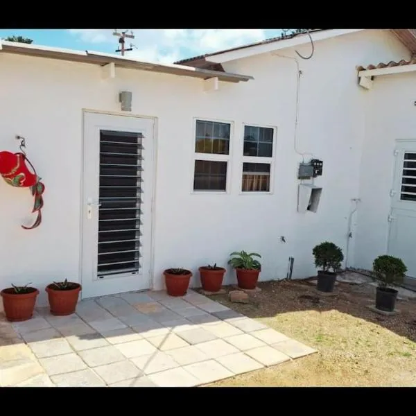 Cozy One-person Studio, hotell sihtkohas Willemstad