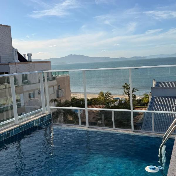 Luxo e exclusividade - Apartamento a 30m da praia da Cachoeira Floripa