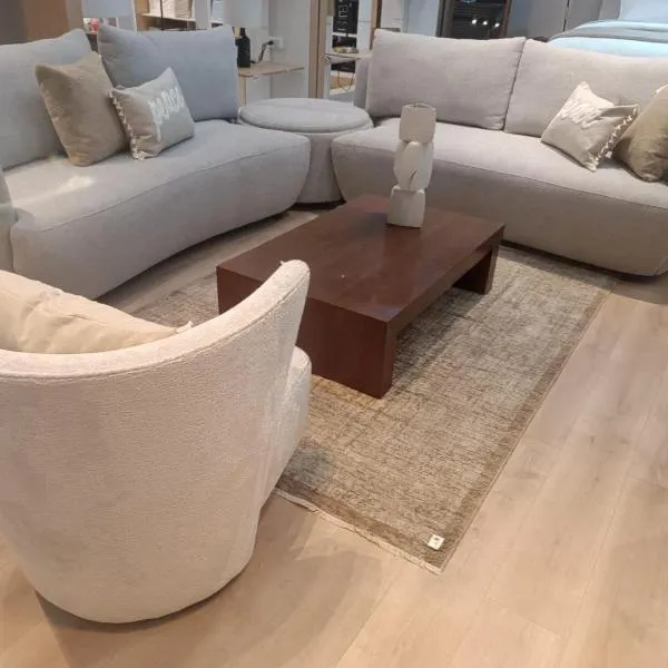 Departamento de tres dormitorios, hotel i Cuenca