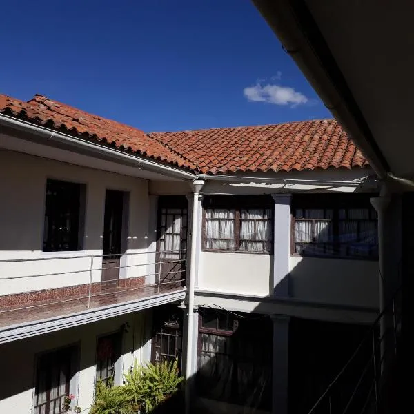 Departamento a 1 cuadra de la Plaza Principal, hotel i Sucre