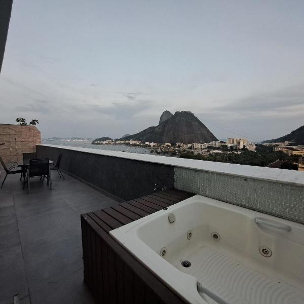 Cobertura Vista Pão deAçucar Jacuzzi Churrasqueira prox ao Rock in Rio