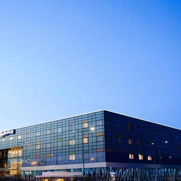 Radisson Blu Hotel, Abidjan Airport、アビジャンのホテル